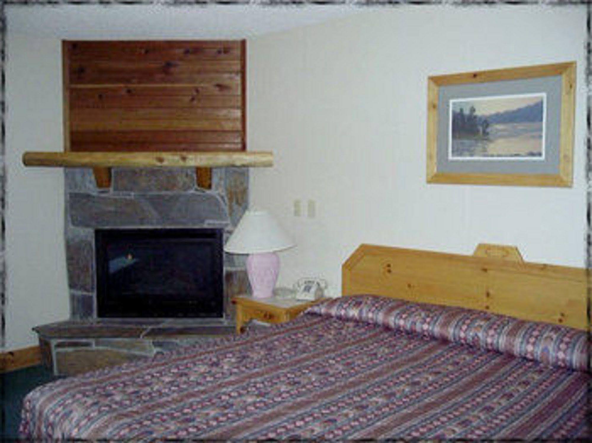 Lodge At Palmer Gulch Hill City Eksteriør bilde