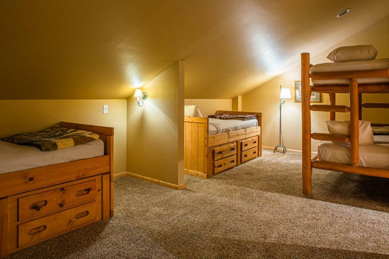 Lodge At Palmer Gulch Hill City Eksteriør bilde